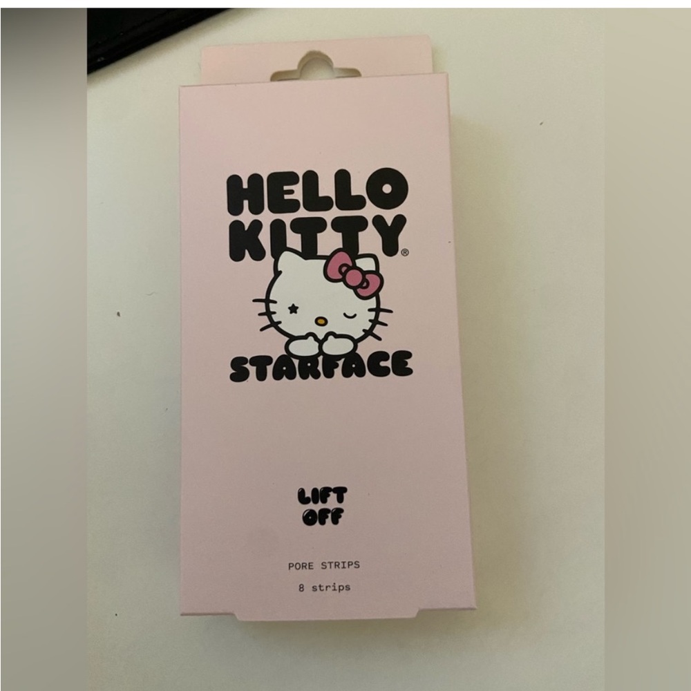 Starface x hello kitty pore strips‎